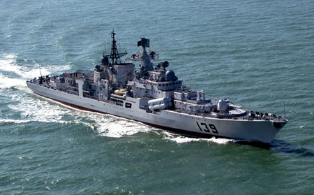 原文配圖：中國導(dǎo)彈驅(qū)逐艦“寧波”號(hào)。
