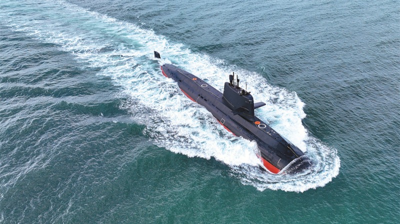 海軍某潛艇支隊開展海上訓練