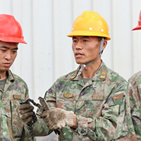 最美新時代革命軍人風采丨雷耀明：壓不垮的“鐵肩膀”