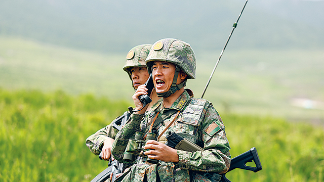 陸軍某合成旅營長(zhǎng)張燦燦——風(fēng)雪高原“探路者”
